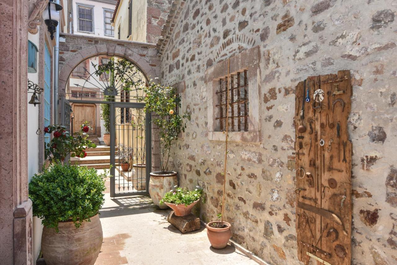Lunaria Guest house *
